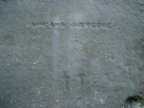 Stonehenge dagger carving
