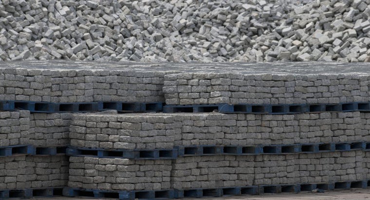 How Much Does a Pallet of Bricks Weigh? | Reference.com