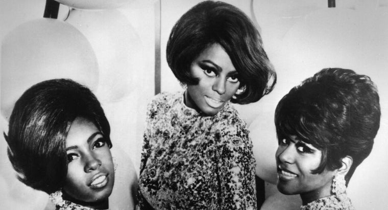 What Were Popular Hairstyles in the 1960s? | Reference.com