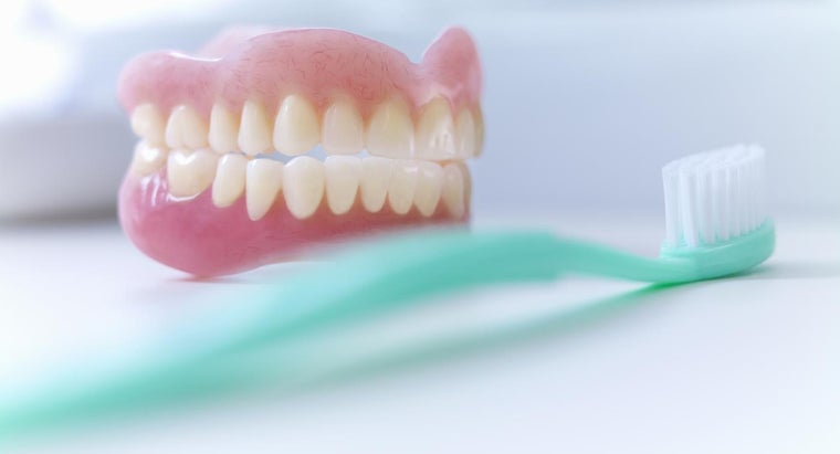 dentures whiten gault caiaimage